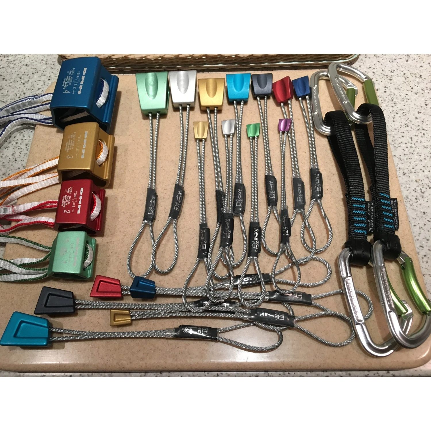 DMM Starters Nut Set - Klemmkeil 5 DMM Starters Nut Set - Klemmkeil – Bild 5